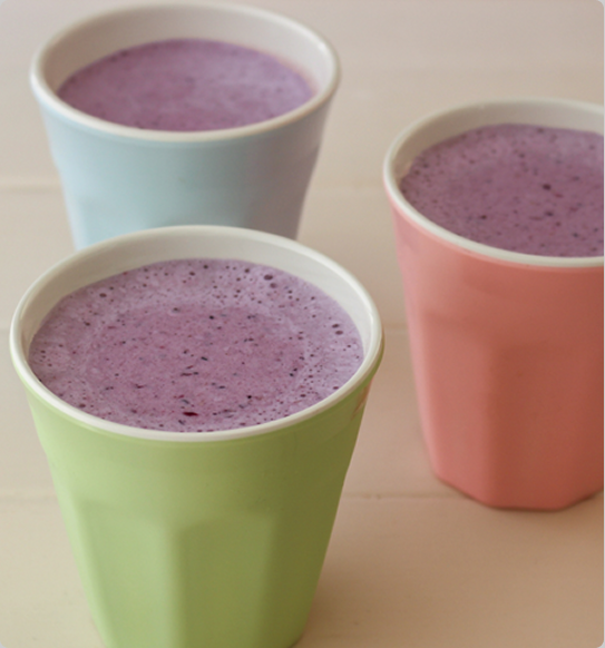 Spring Afternoon tea toddler recipe perfect for ECECs: Very Berry Smoothie